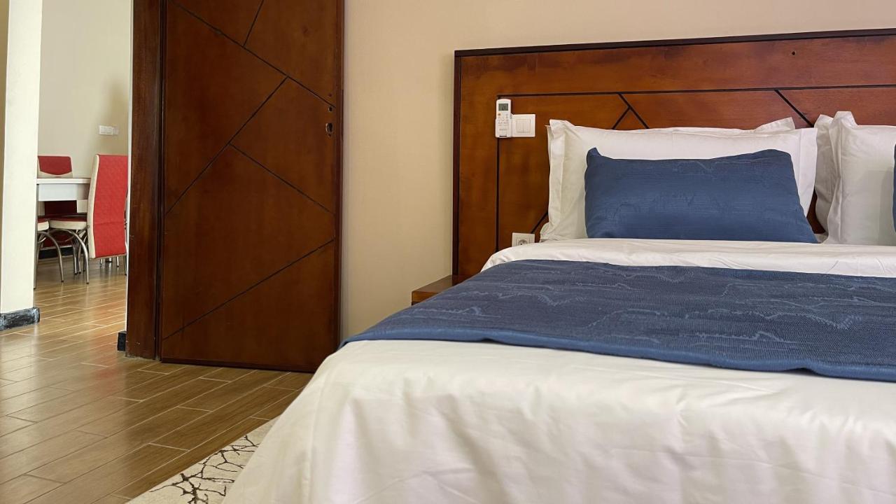 Sky Kenako Hotel Kribi Luaran gambar